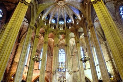 Catedral_de_Barcelona_-_Interior2
